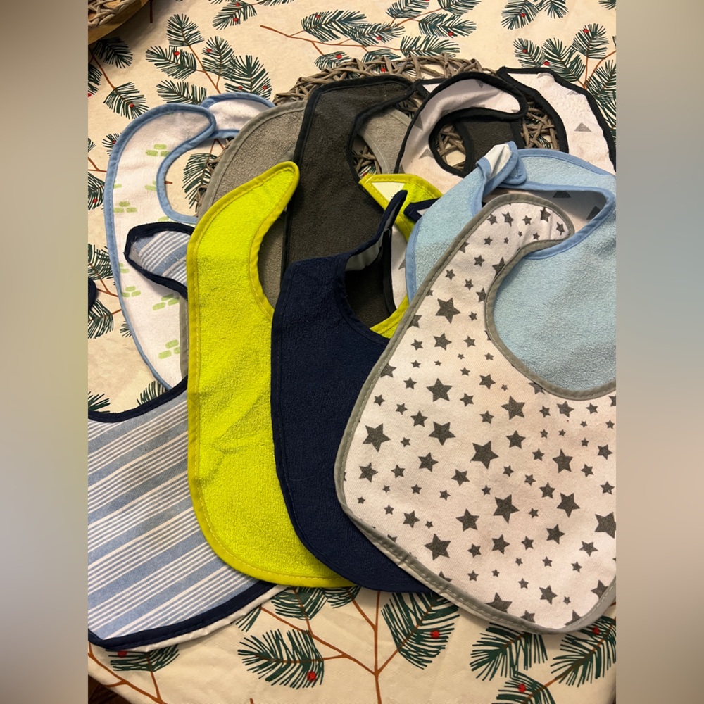 Neat Solutions 9 Water Resistant Bib Set Blue/Grey Assorted